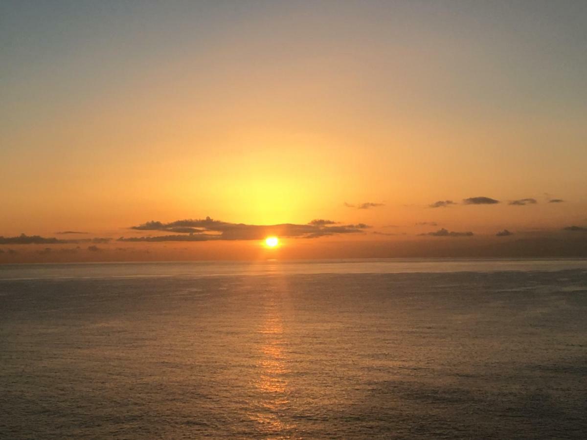 דירות קנדלריה Sunrise On The Ocean מראה חיצוני תמונה